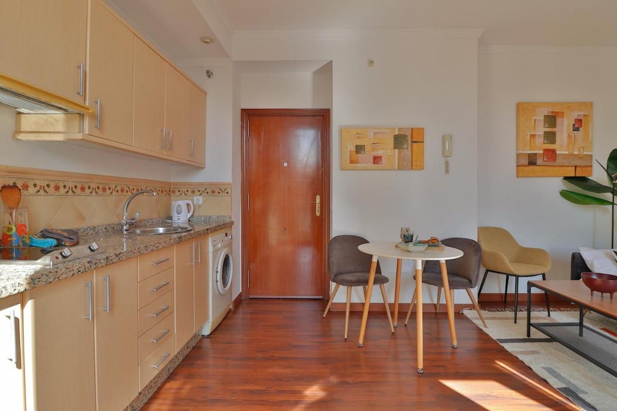 Apartment C61 - Brand New One Bedroom Cathedral Views