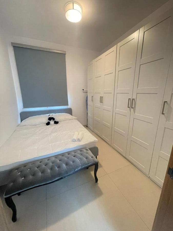 Beautiful Five Bedroom Three Bathroom Entire * Malaga