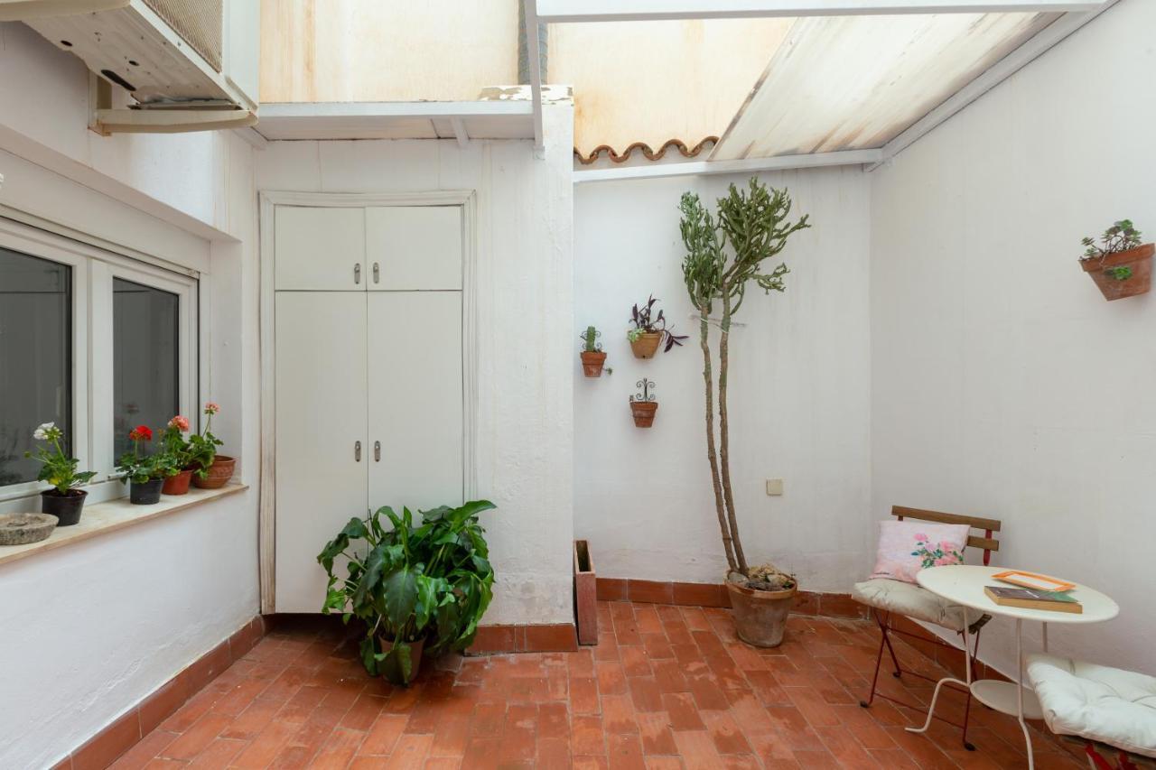 With Two Bedrooms And A Patio * Malaga