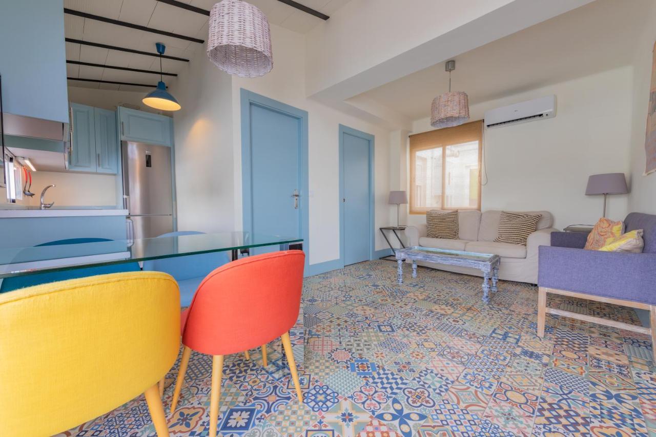 Fun Building Terraces By Homeabout Apartamento