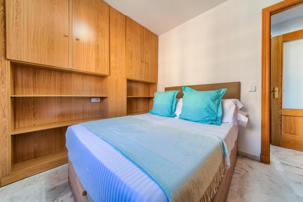 Holidays2malaga Ayala 450 Mts From & Terrace Lägenhet