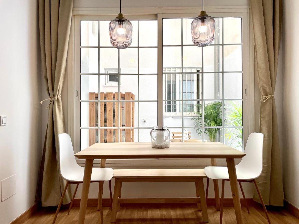 Encantador Con Patio Apartment Málaga
