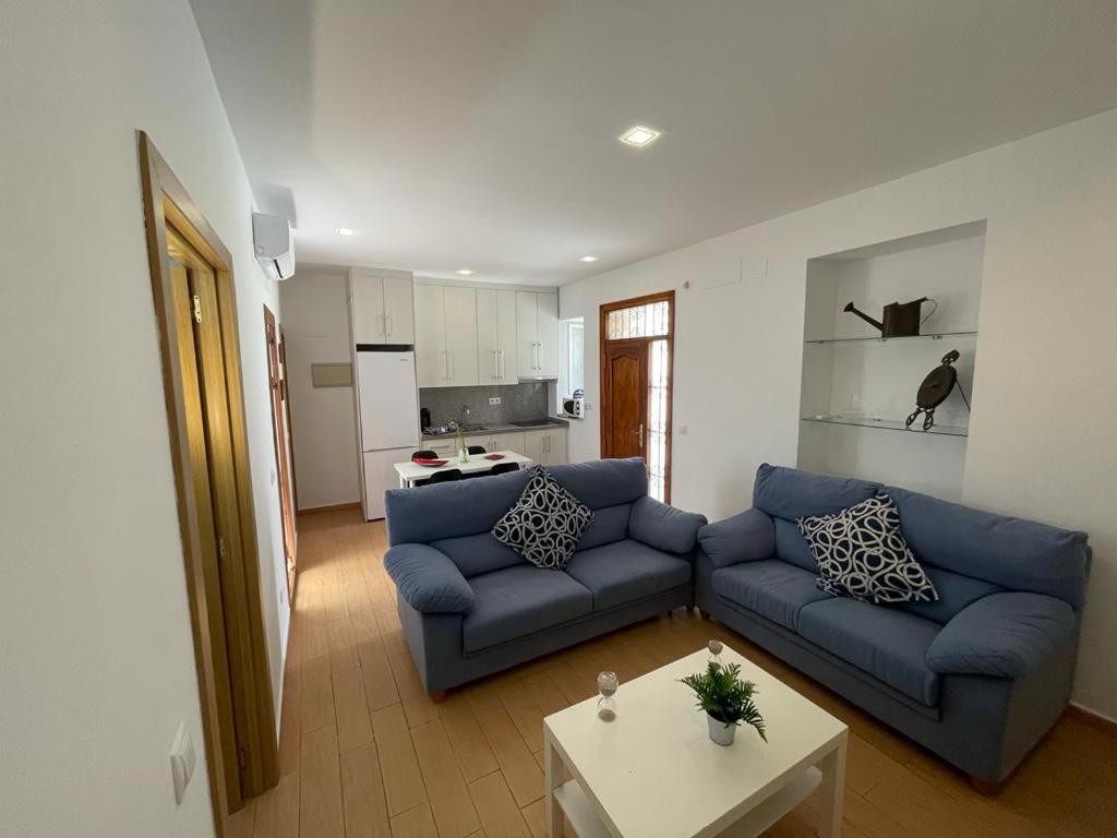 Casita Andaluza Centro Con Parking Sujeto A Disponibilidad Apartment Malaga