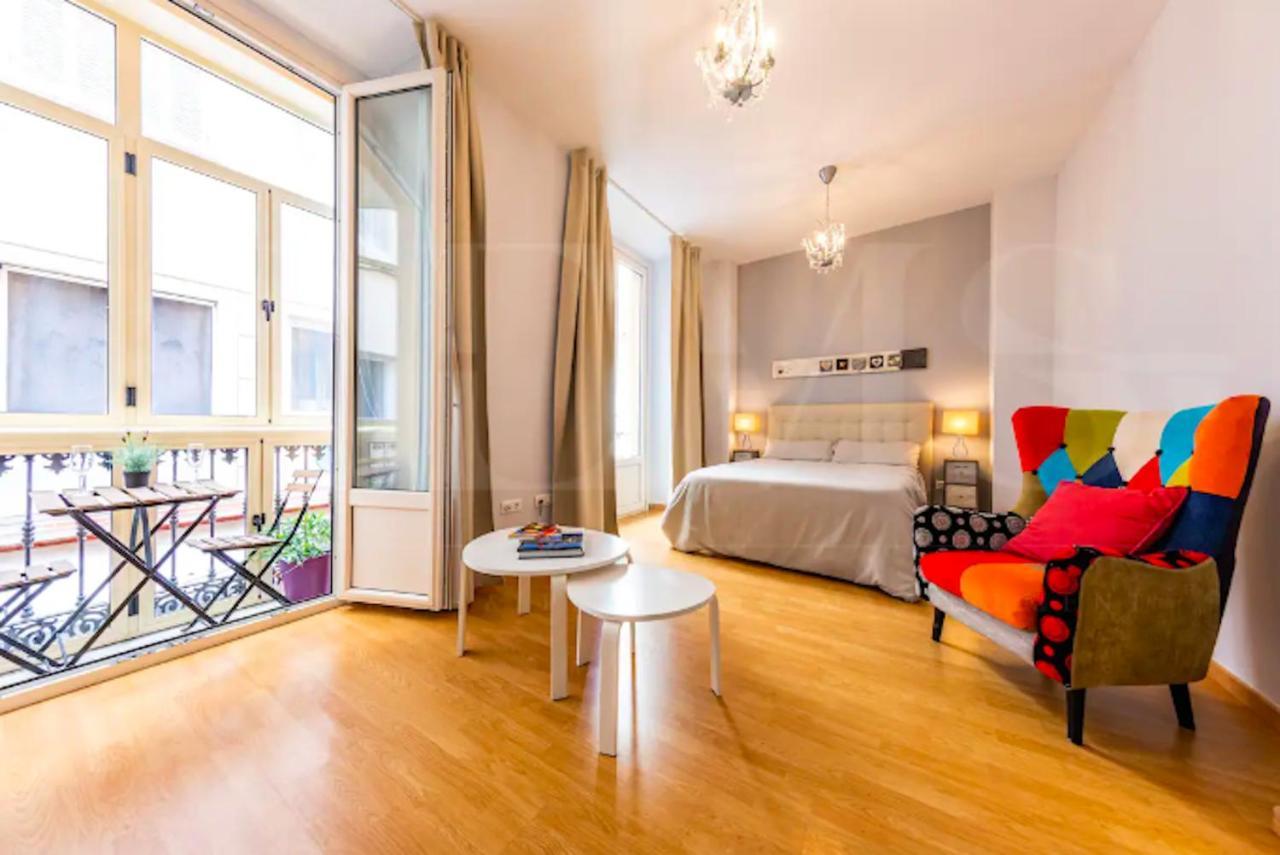 Holidays2malaga Capitan Renovated With Patio & Balconies In The Center Apartment Malaga