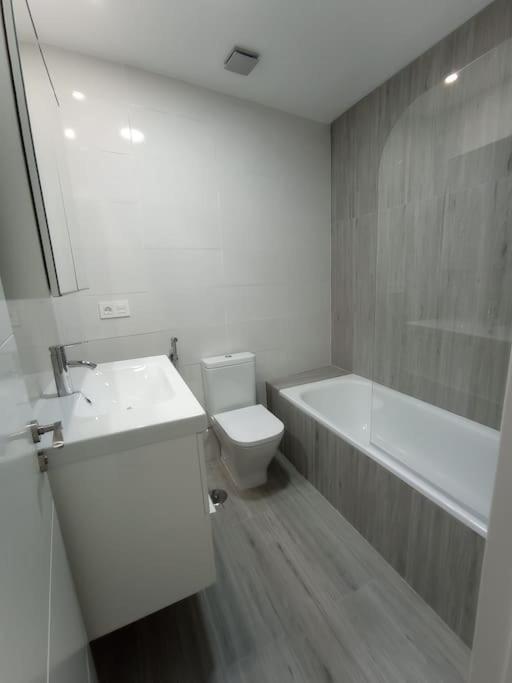 4 Pkg Marmoles Apartamento Málaga