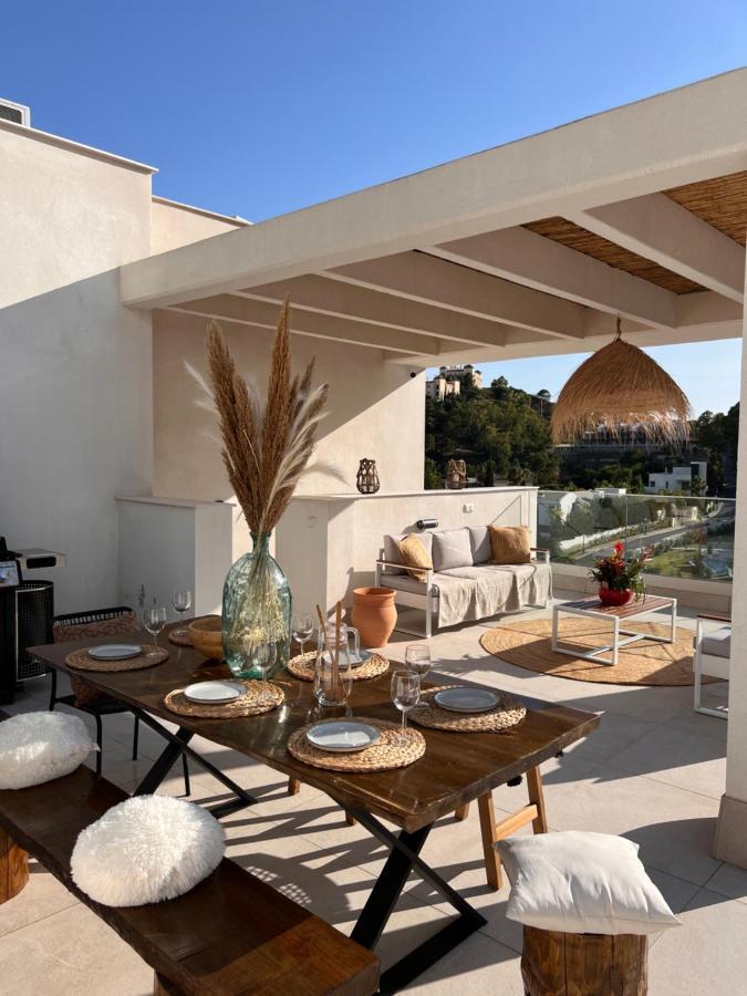 Lägenhet Tropical Penthouse With Big Roof Terrace