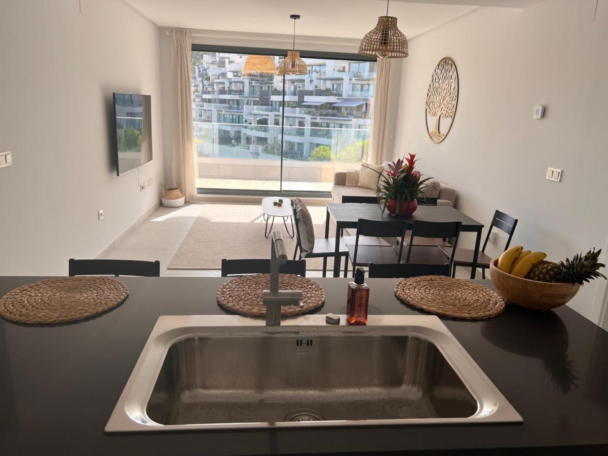 Lägenhet Tropical Penthouse With Big Roof Terrace