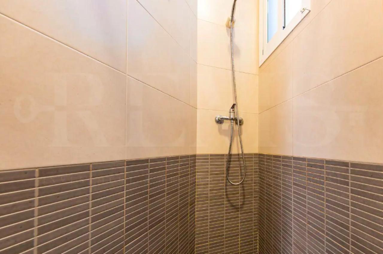 Apartment Holidays2malaga Capitan Renovated With Patio & Balconies In The Center *
