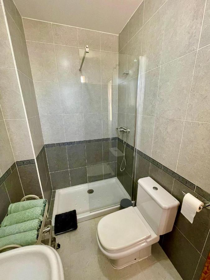 Leilighet Private Terrace & Free Parking