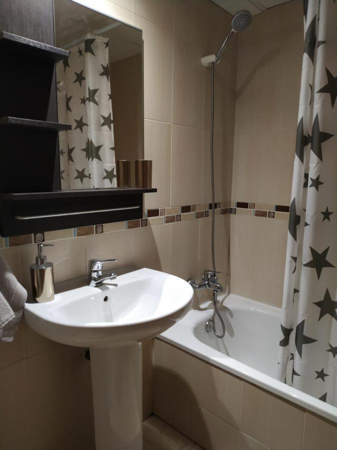 Yellow Duplex Free Parking And Terrace Malaga
