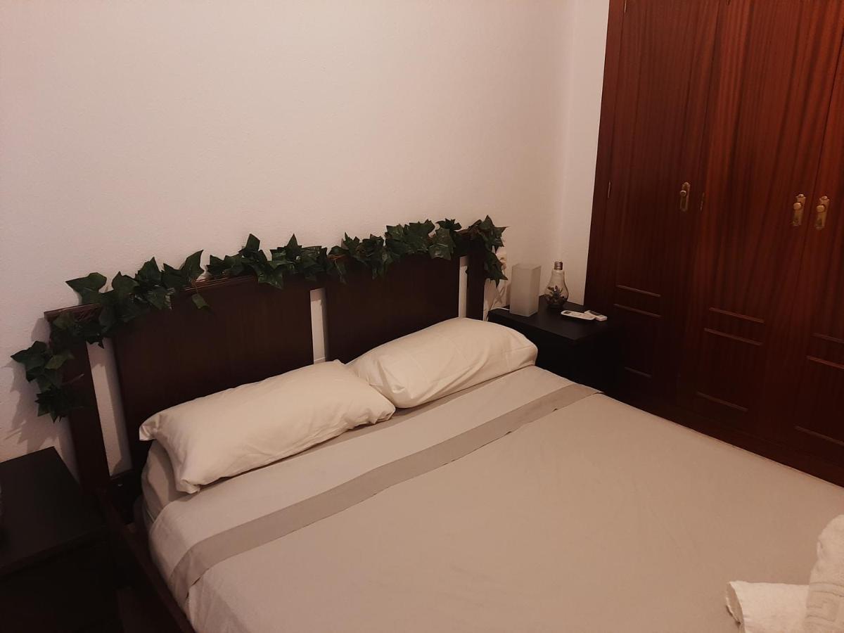 Apartamento Con Parking Gratis En El Centro De *