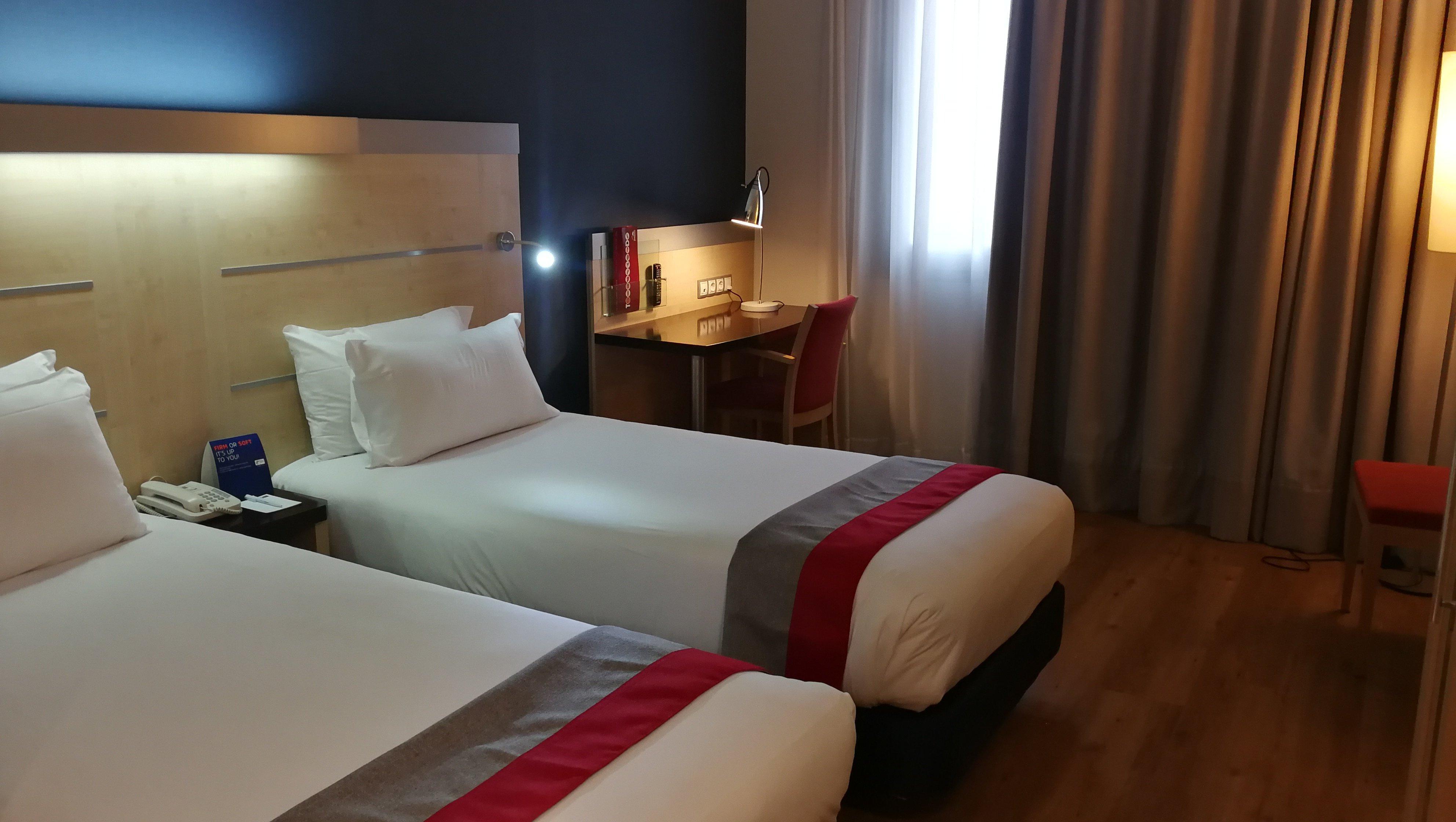 Hotell Express Airport By Ihg