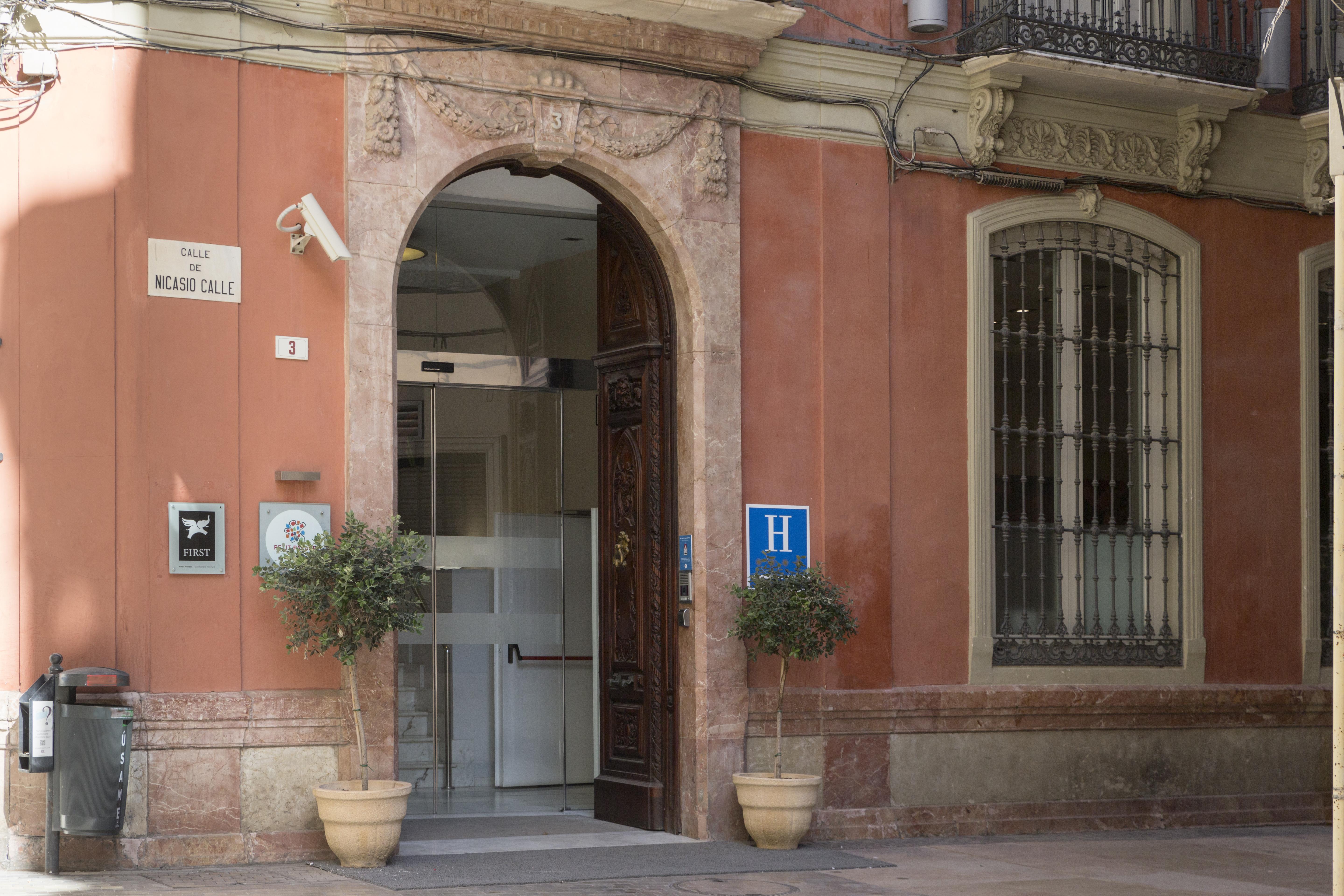 Petit Palace Plaza 4*