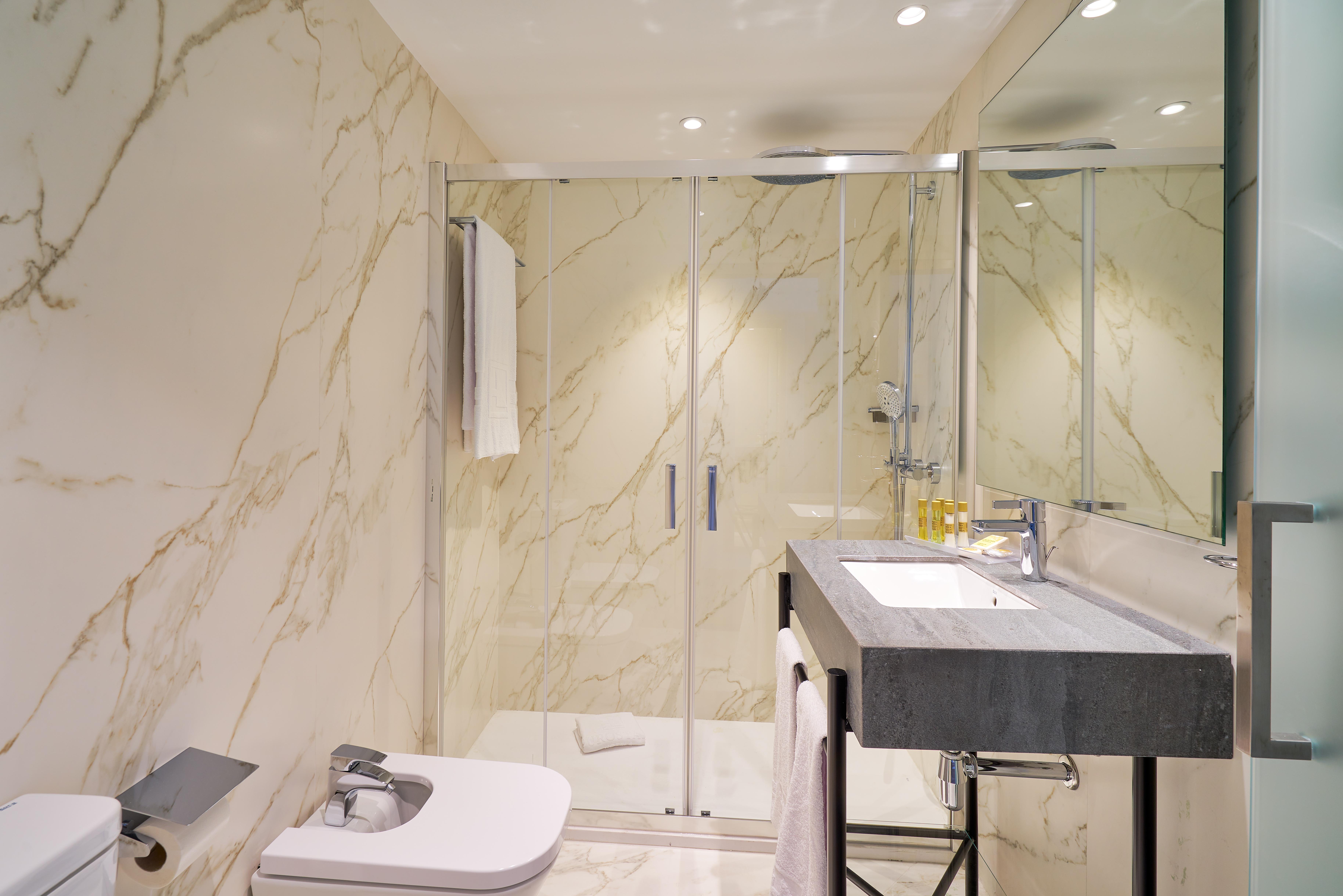 Eurostars Astoria 3*