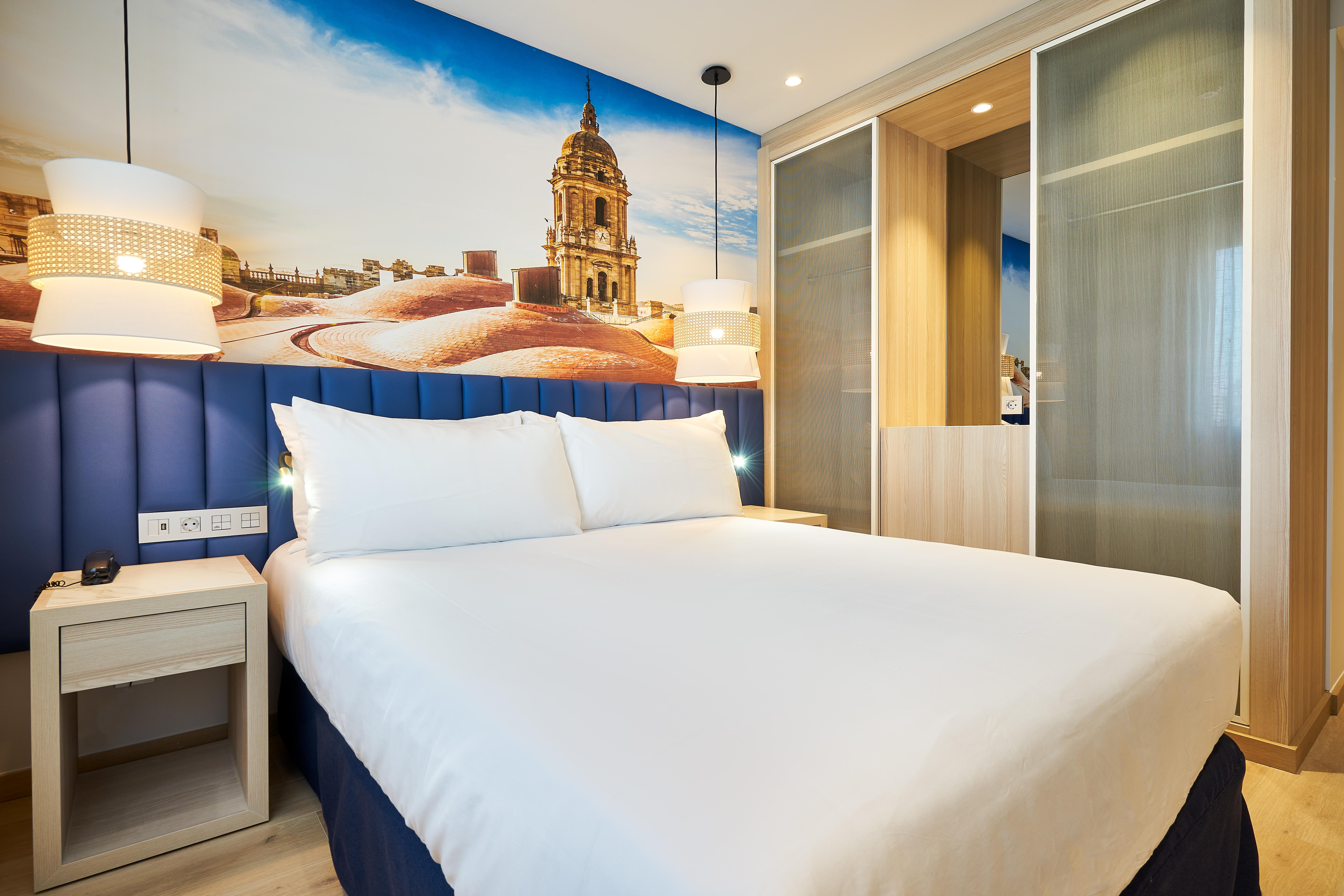 Hotel Eurostars Astoria 3*