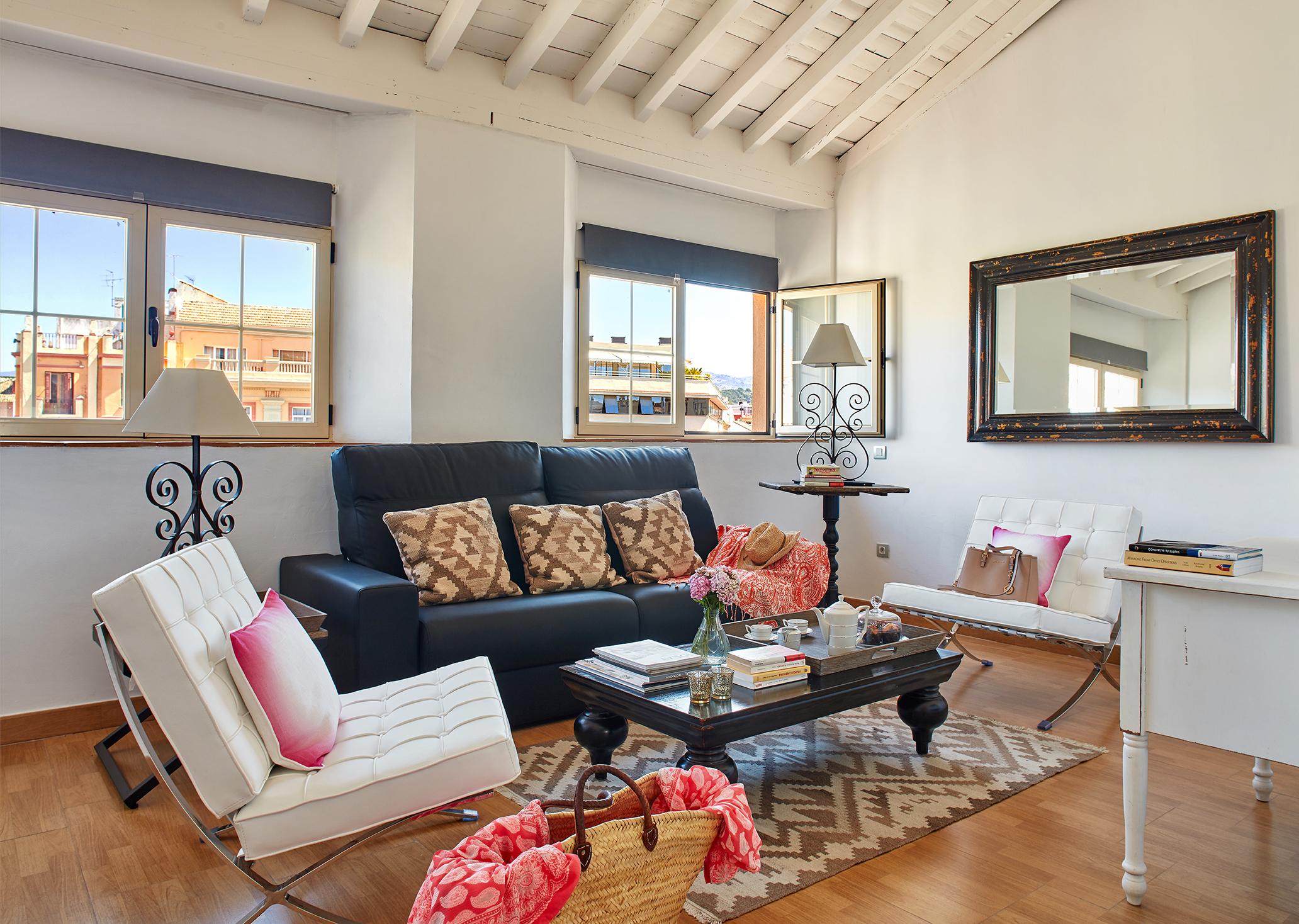 Lodgingmalaga Plaza De La Constitucion Apartment *
