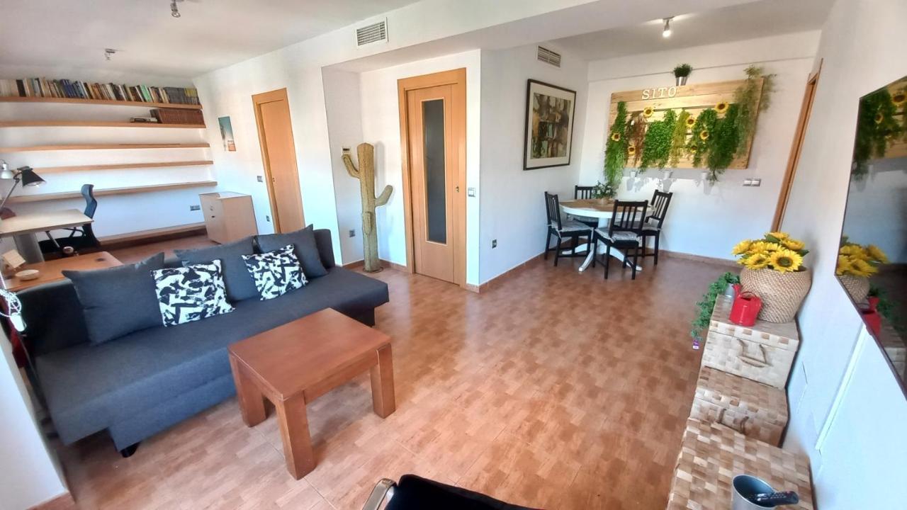 Sito Cerca De La Playa Y Aeropuerto Apartamento