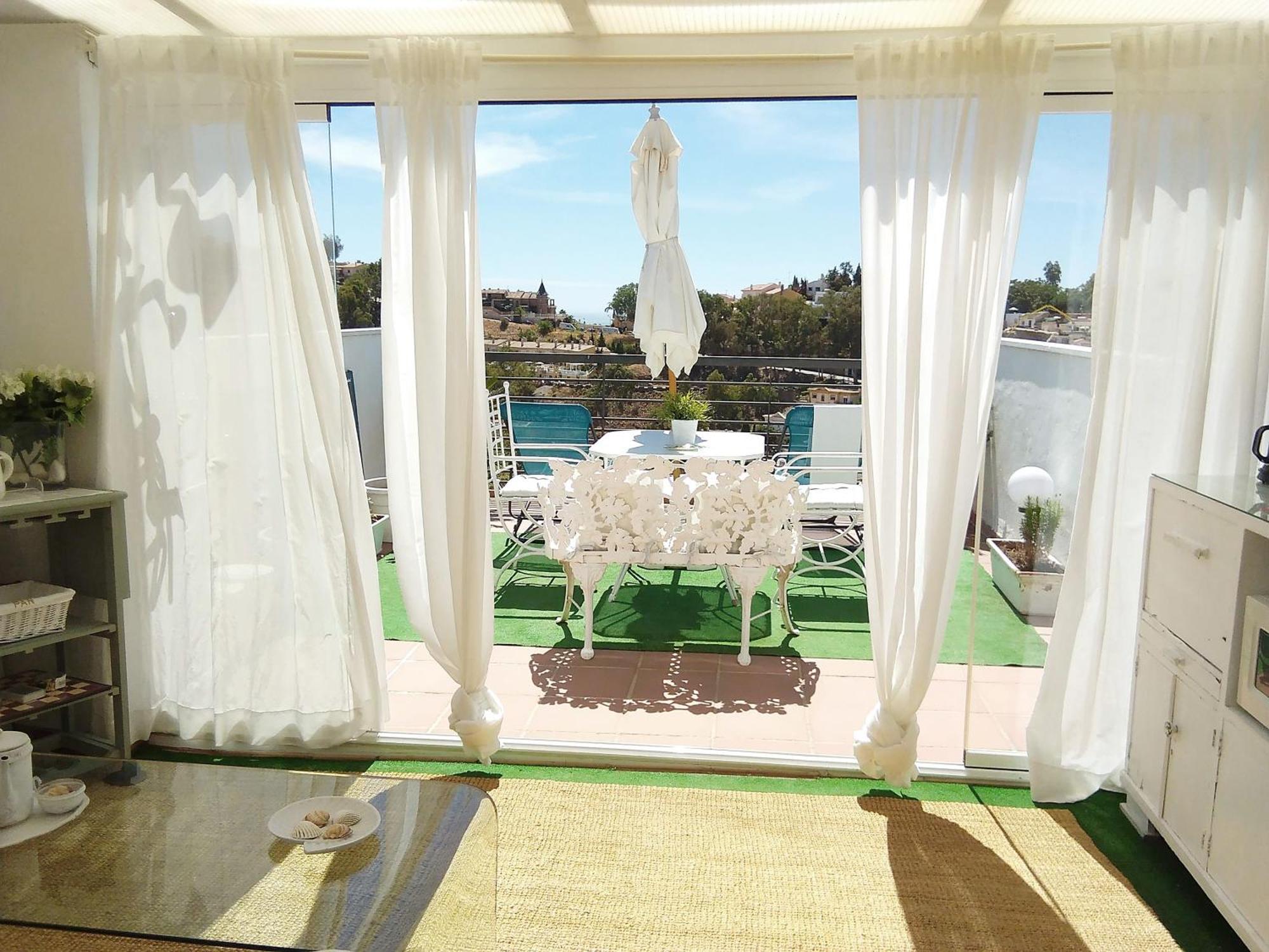 Great Penthouse & Terrace Overlooking The Sea - Free Parking * Málaga