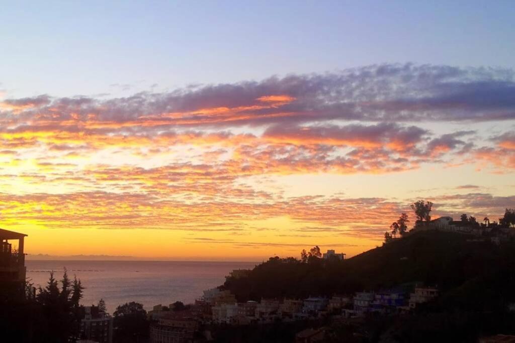 Apartamento Great Penthouse & Terrace Overlooking The Sea - Free Parking
