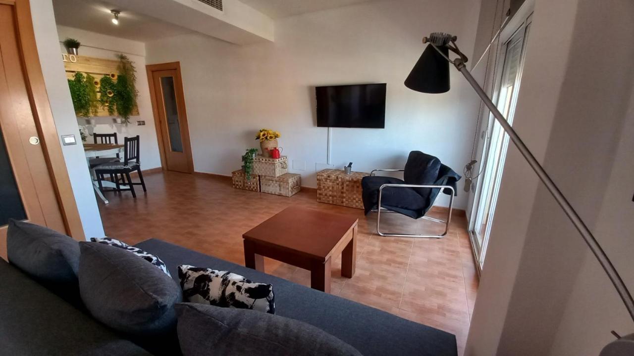 Sito Cerca De La Playa Y Aeropuerto Apartamento