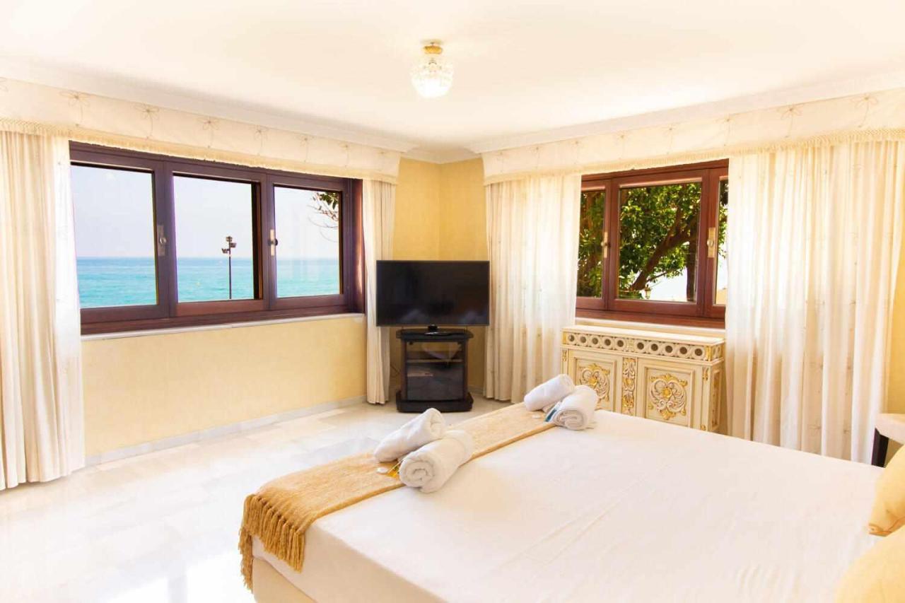 Castle House Luxury Beachfront