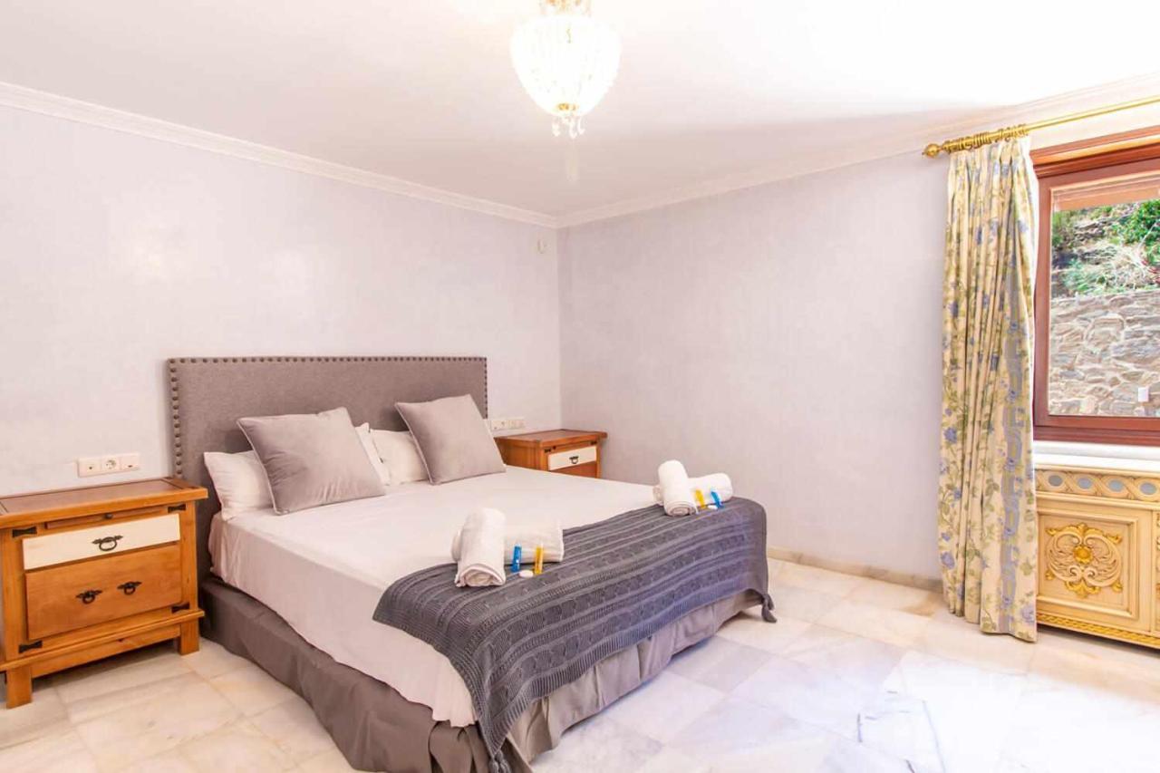 Villa Castle House Luxury Beachfront *