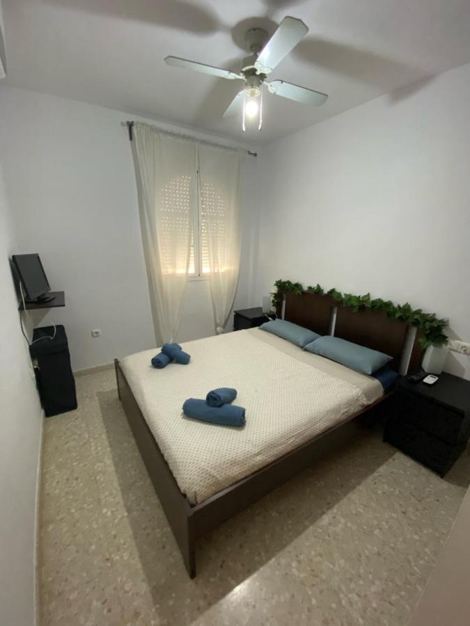 Apartamento Con Parking Gratis En El Centro De *