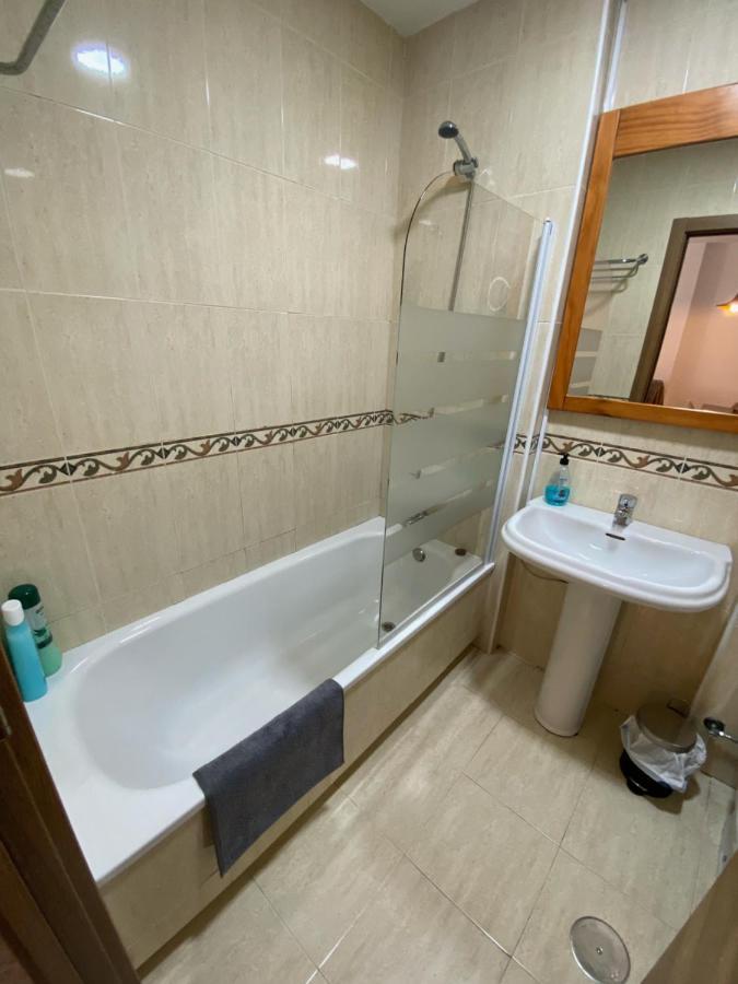 Apartamento Con Parking Gratis En El Centro De Apartment