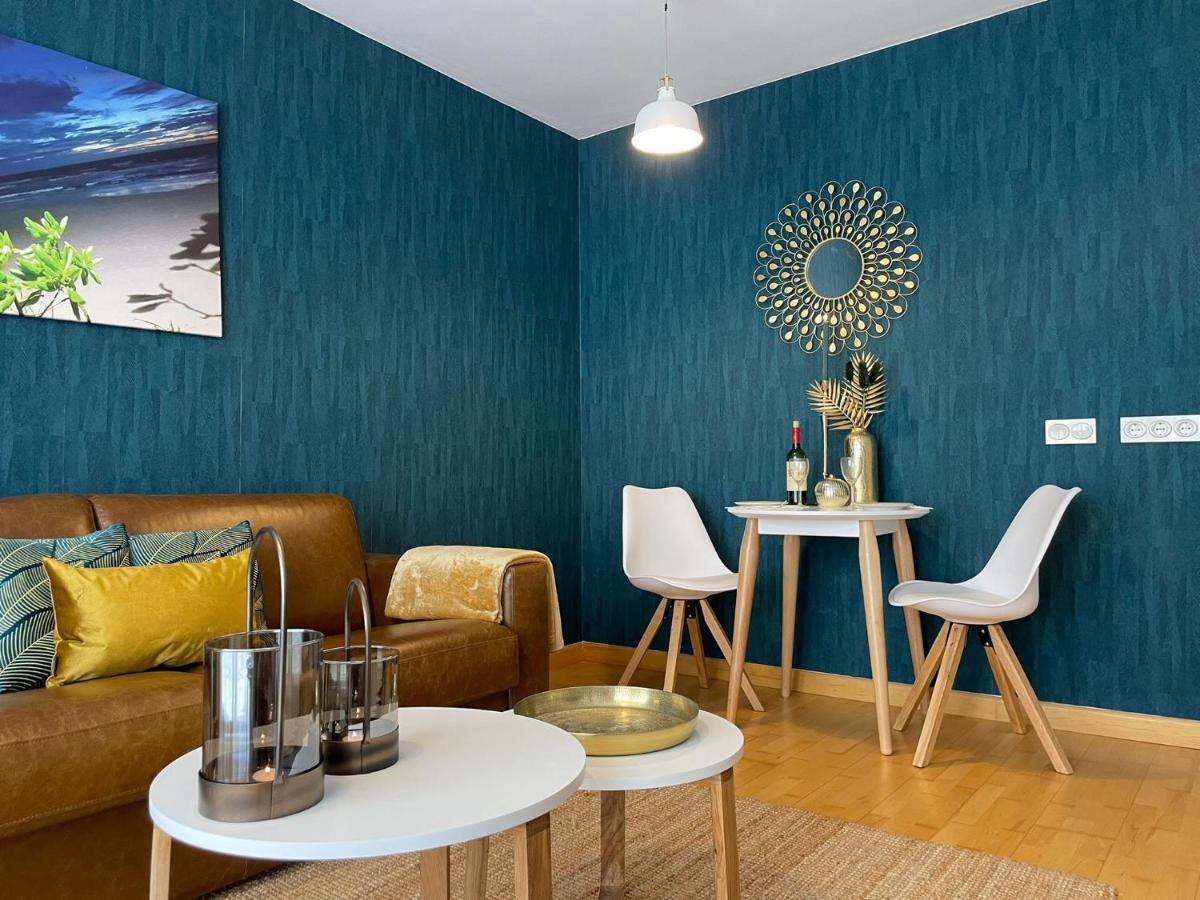 A Space That Feels Like With Private Parking Málaga