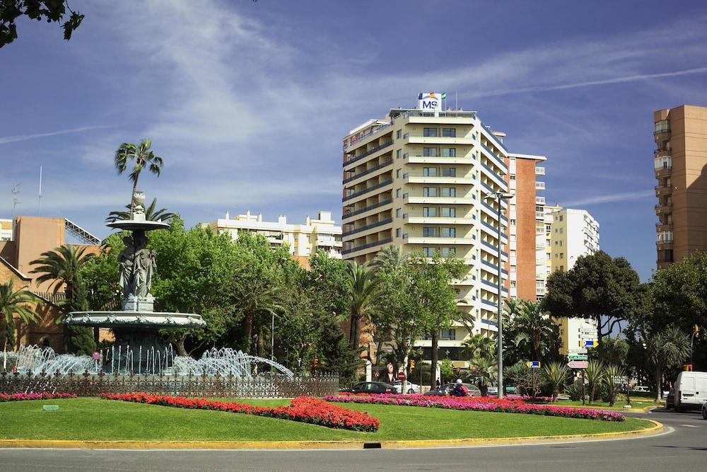 Hotell Ms Maestranza 4*