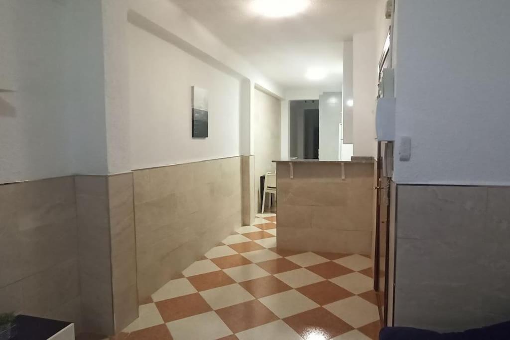 Acogedor Apartamento ¡a 10 Minutos Del Centro De Malaga! Apartamento Málaga