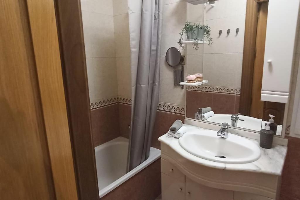 Apartamento Acogedor Apartamento ¡a 10 Minutos Del Centro De Malaga!