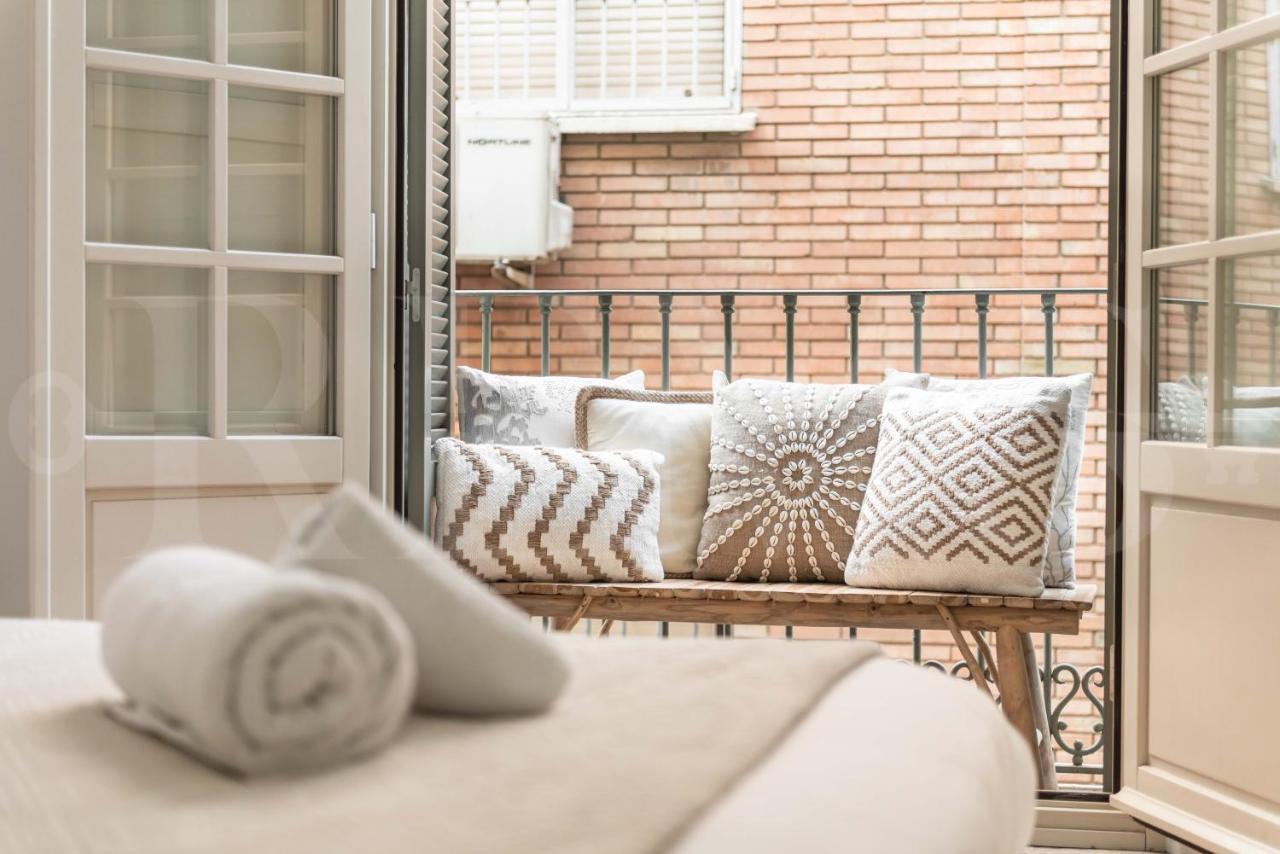 Dreamy Mediterranean With Parking - Center By Rems Appartement