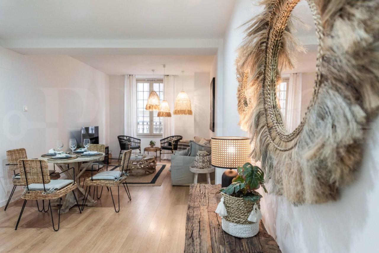 Lovely Boho With Parking - Historic Center By Rems Leilighet *