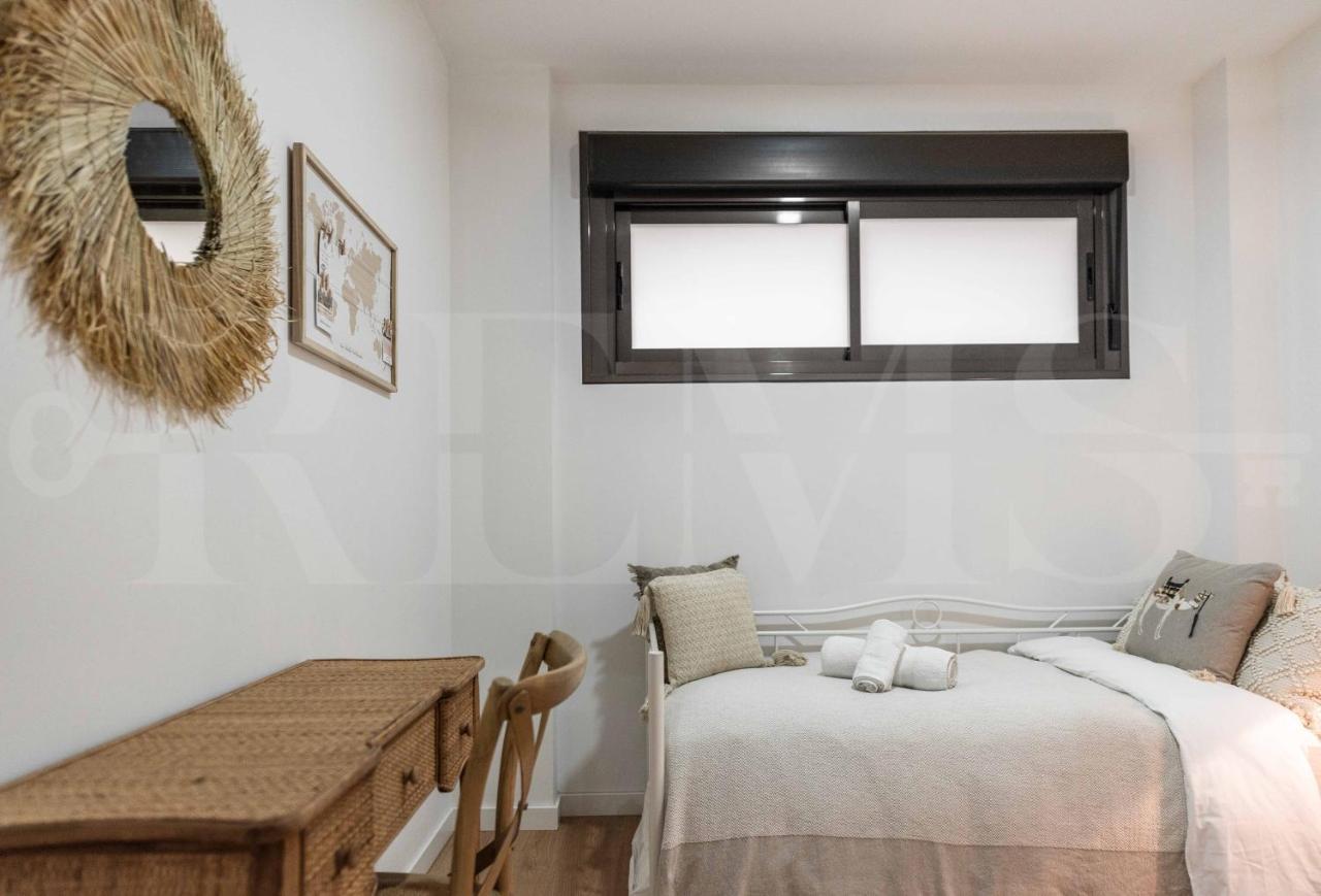 Leilighet Lovely Boho With Parking - Historic Center By Rems *