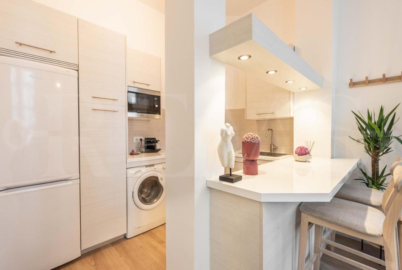 Apartment Artistic In The Heart Of By Rems *