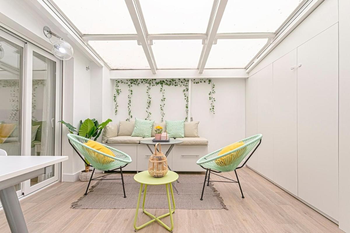 -malagasunapts-citycentre Private Patio *