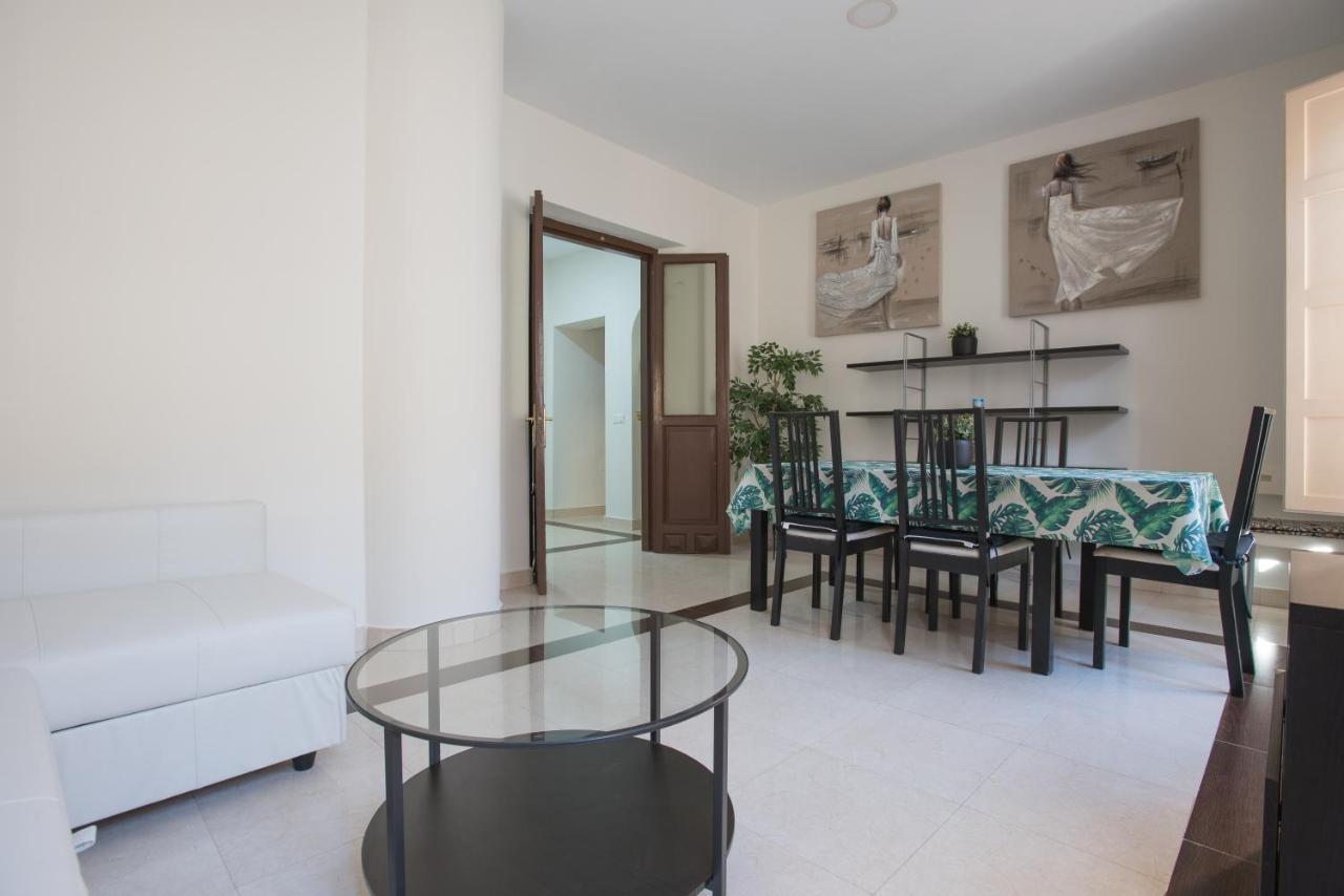 Carreteria 73 Center Apartamento