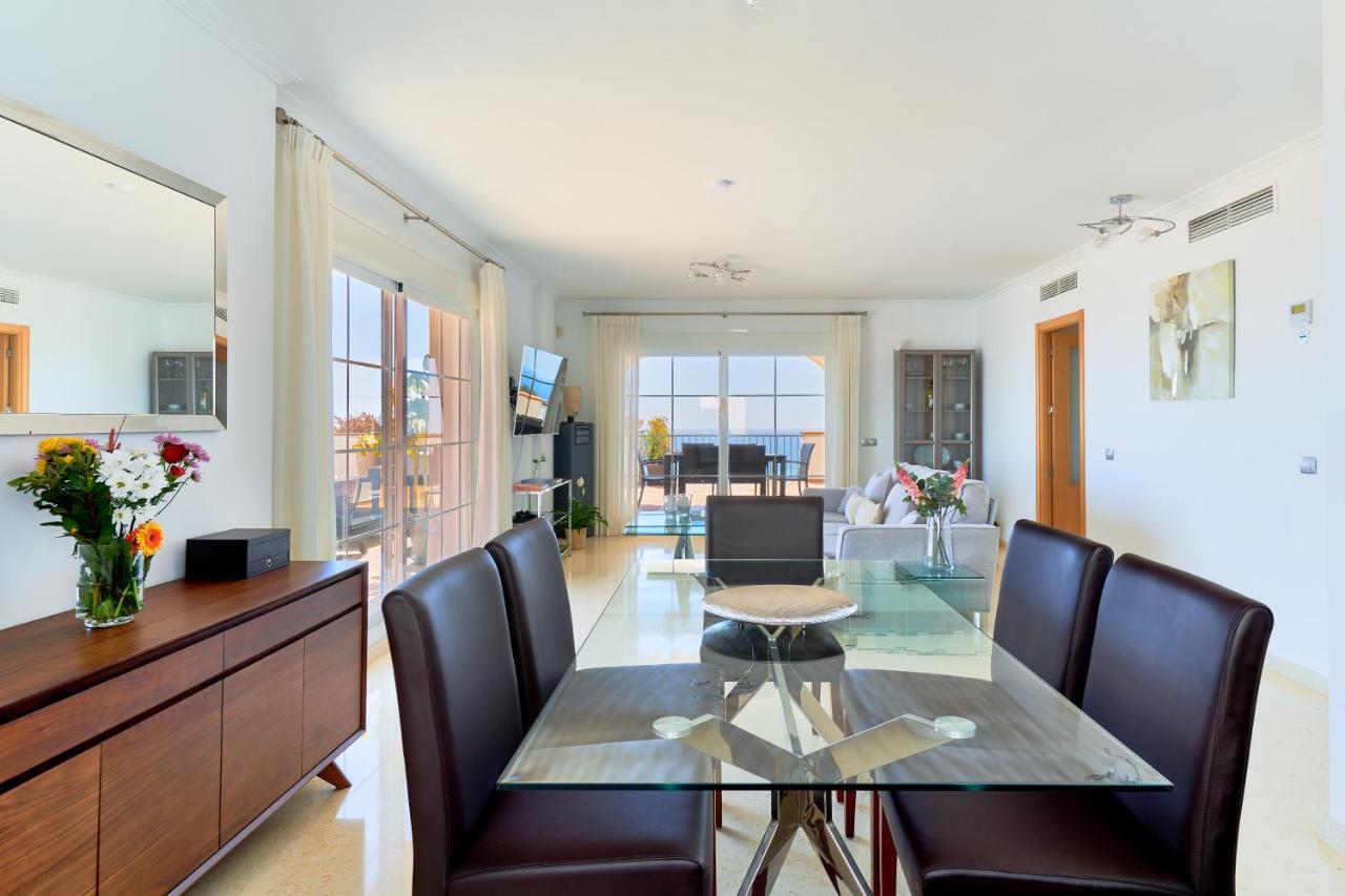Poseidon De Lujo Apartment *