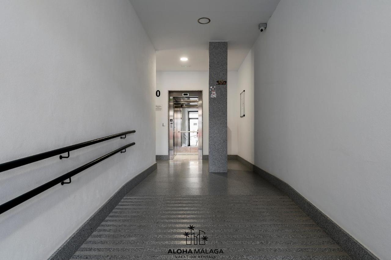 Luxury Duplex With Pool And Padel Court In Town Lägenhet Málaga
