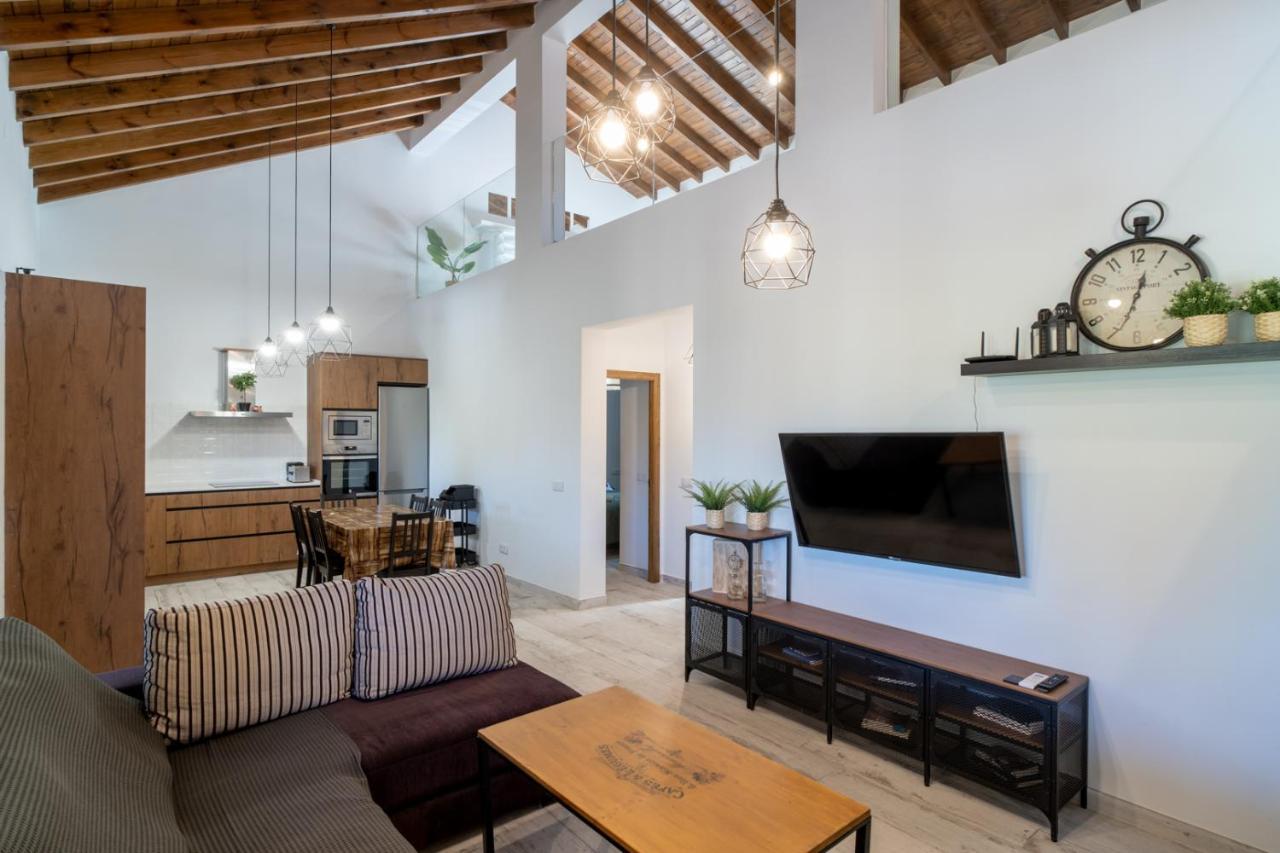 De Diseno Con Piscina Y Barbacoa Casa de férias