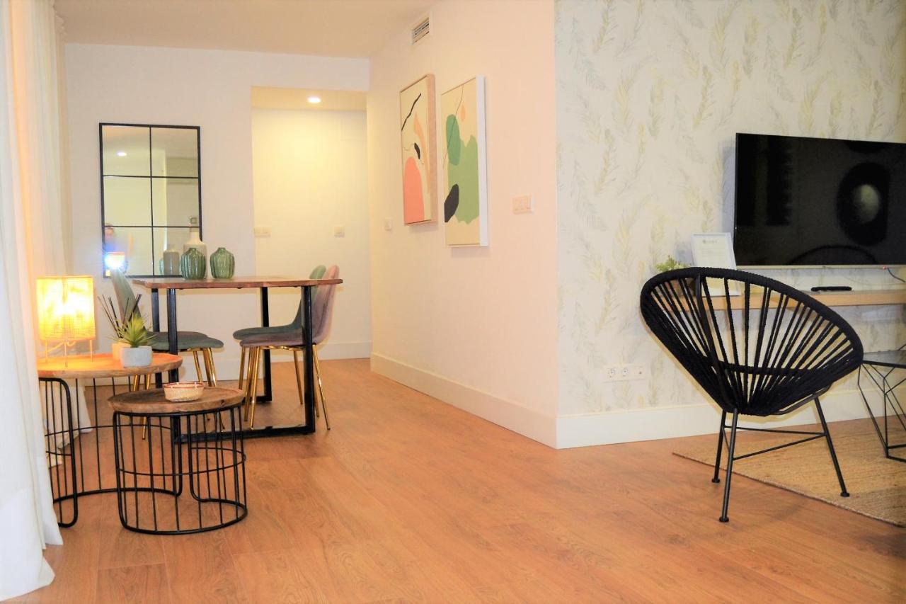 Lägenhet Acogedor Apartamento Junto Al Museo Picasso *