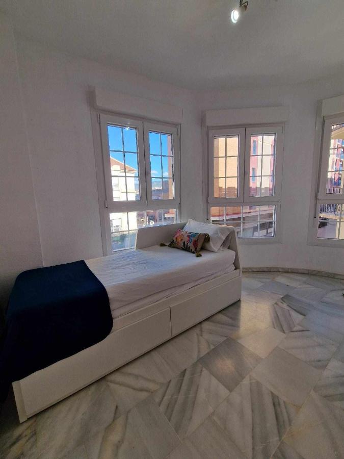 Atico Moderno Con Terraza Privada En Centro Málaga