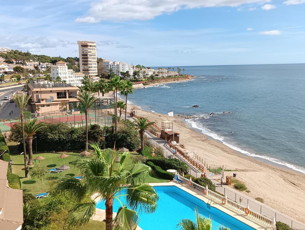 Apartamento En Urb Primera Linea De Playa Málaga