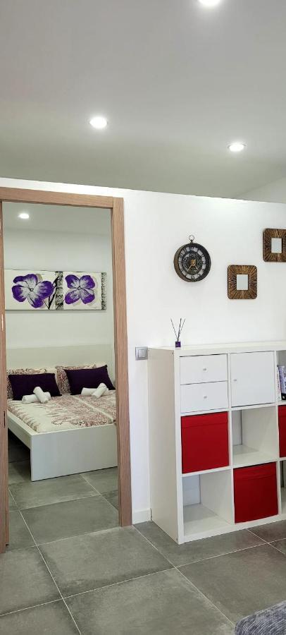Rafael Apartment