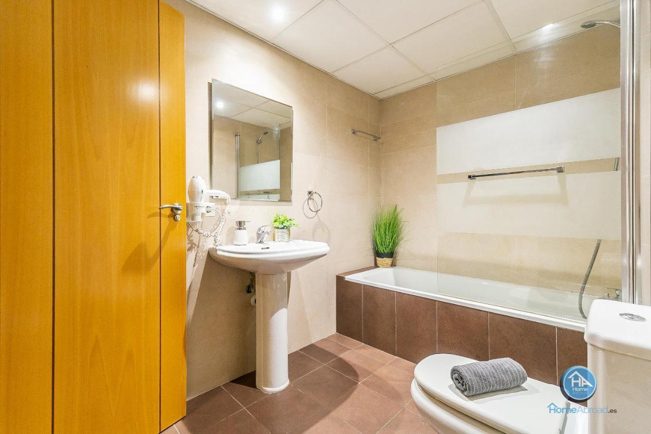 Appartement Boutique - Carlos Haya Area With Parking Málaga