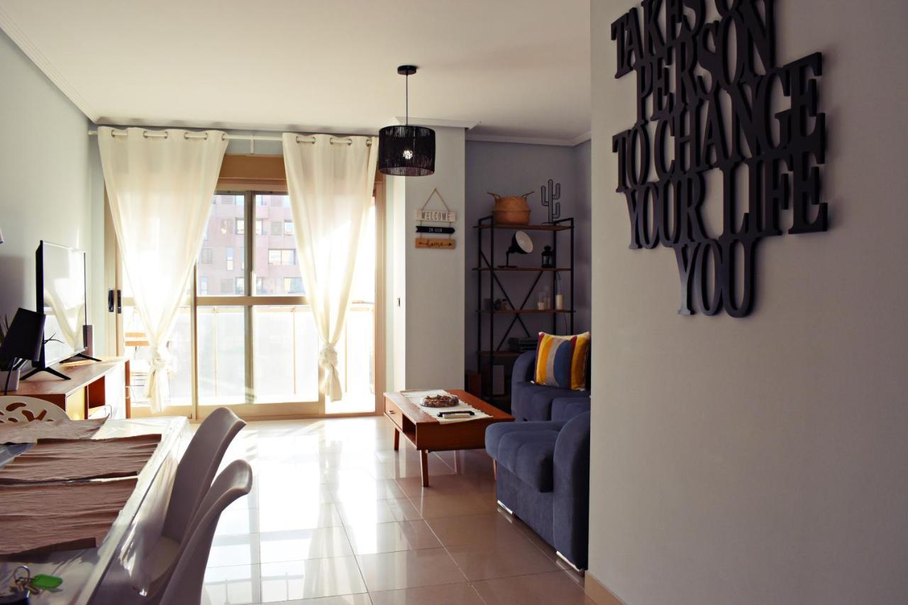 Apartamento Fabuloso Apartamento En Primera Linea De Playa Con Parking Privado *