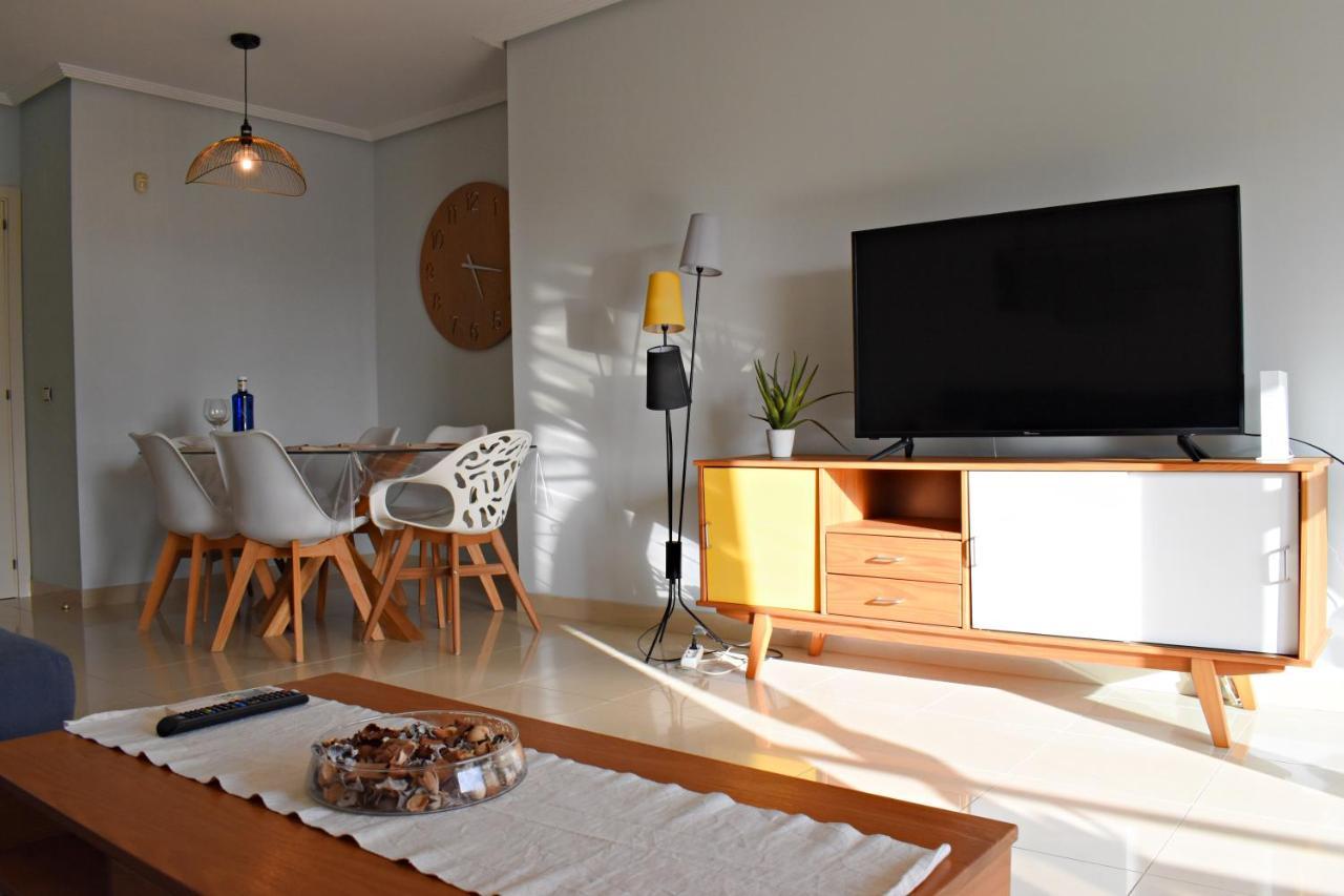 Fabuloso Apartamento En Primera Linea De Playa Con Parking Privado Apartamento Málaga