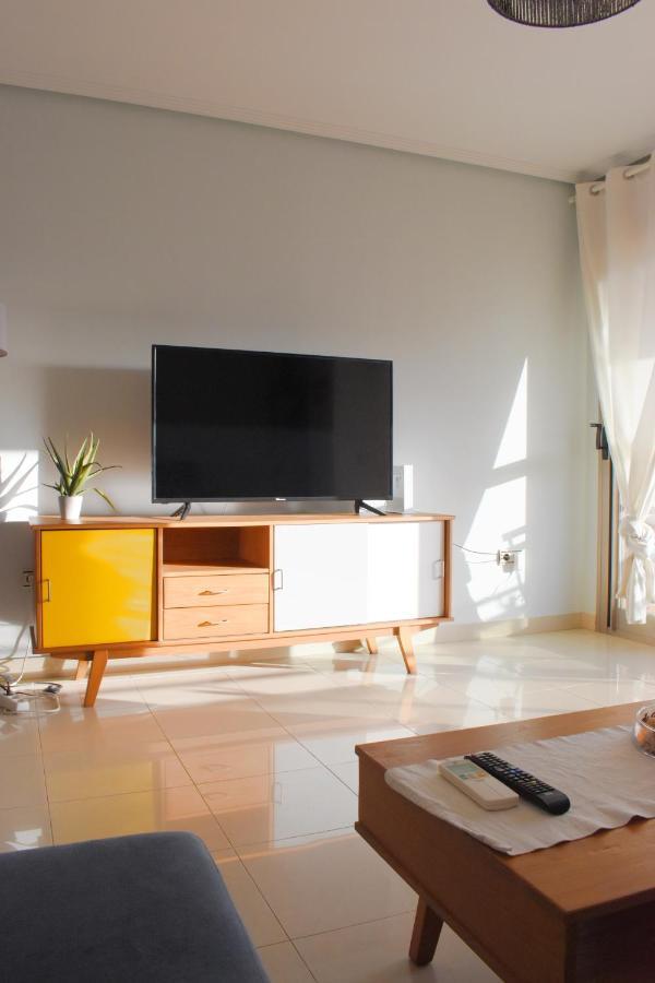 Fabuloso Apartamento En Primera Linea De Playa Con Parking Privado Málaga