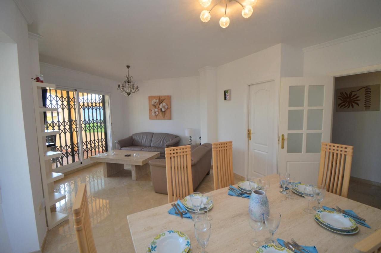 Casa de Férias Lomas De Riviera 3 Bed Townhouse *
